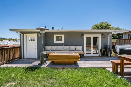 Exquisite 3-bedroom home with hot tub & firepit - palestra