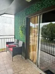 Cozy & Spacious 3-bedroom Townhome - balcony