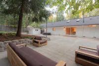 Modern Mountain Retreat - Wineries, Lakes, Nature - Wifi
