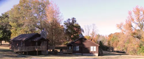 Winetrail Cabin - Giant City SP, SIU, Cedar Lake, & Shawnee Forest minutes away! - 3 étoiles