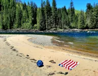 Rivers Bend Cabin<Br>Across from Clearwater <Br>River - Chalets