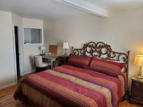 Cozy home short walk to Old Town Arvada, parks, dinning and shopping - 2성급