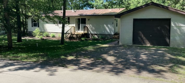 Oconto River Retreat II Hotels in Oconto County