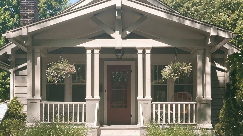Stylish Family/Pet Friendly Cottage in Coveted Clark Park with Fenced In Yard