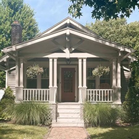 Stylish Family/Pet Friendly Cottage in Coveted Clark Park with Fenced In Yard