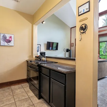 Beautiful Loft Condo in the Heart of Bigfork on the Swan River
