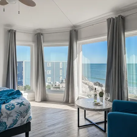 Oceanfront Seaside Stargazer+Hot Tub+Pets OK+Infinity Table+Beach Gear+4 Kings