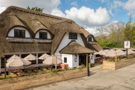 Potters Heron Hotel