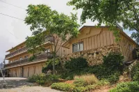 Holiday Lodge - Parkplatz