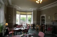 The Pines Guest House - petit déjeuner
