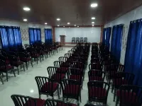Khamar Bari - piscina