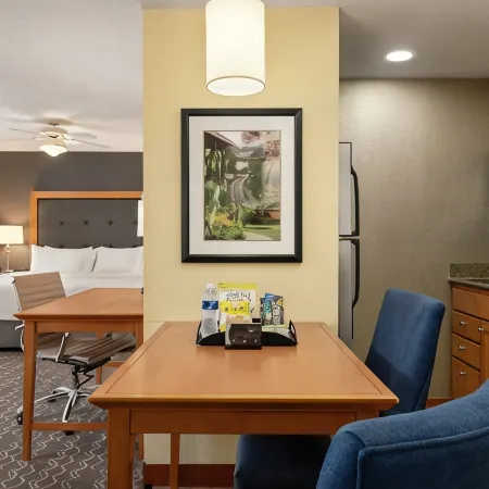Homewood Suites by Hilton Allentown-Bethlehem Airport