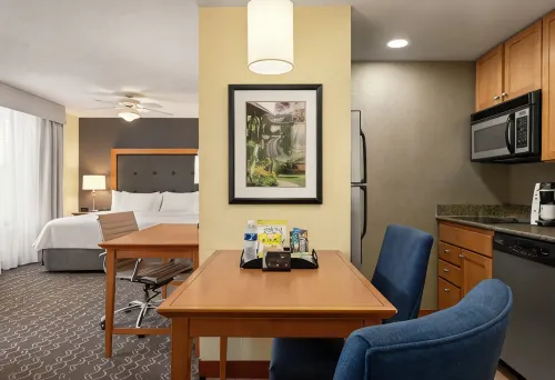 Homewood Suites by Hilton Allentown-Bethlehem Airport - 3-Star