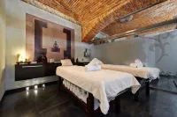 Queen Boutique Hotel - Kylpylä