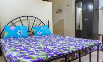 Raikar Guest House