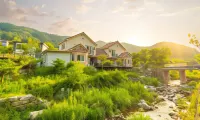 Gapyeong Hohokids Poolvilla Hotels near Yongchu Valley