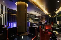 Royal Plaza Hotel - 5-Star