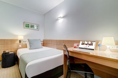 スタンダード シングルルーム ホテル コーマルティン オペラ アストテルの写真