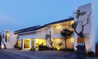 The Kanjeng Villas Seminyak