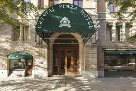 Crystal Plaza Hotel