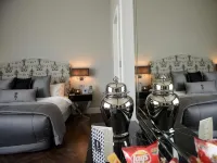 ザ ニシャット ラホールのホテル