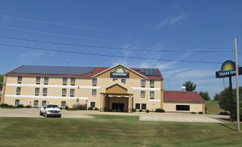 Days Inn by Wyndham Jefferson City