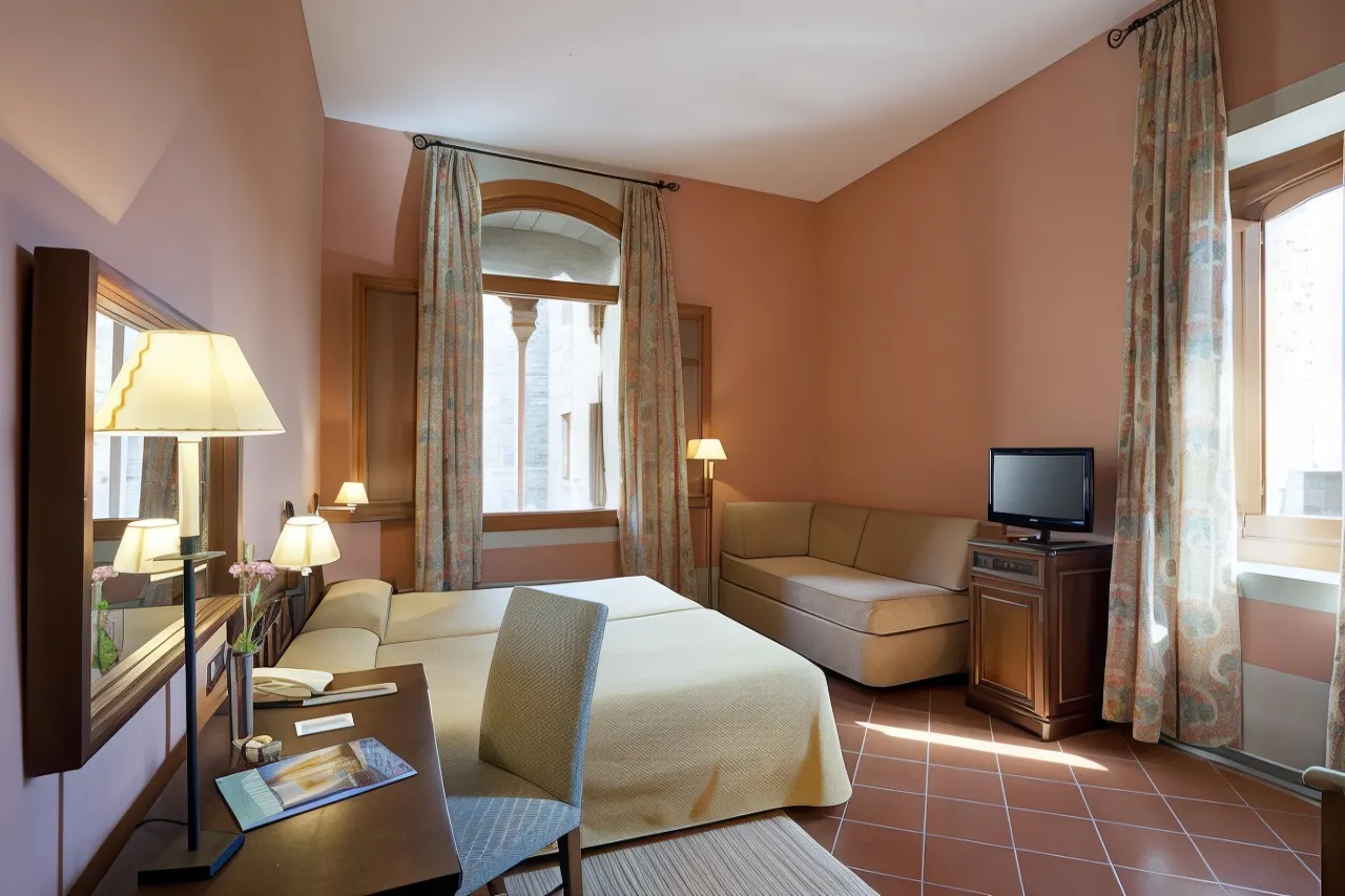 Parador de Cardona Habitaciones Photos