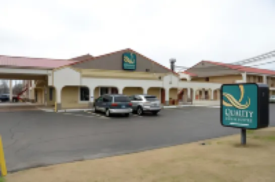 Quality Inn & Suites