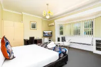 The North Shore Hotel Hotels in North Sydney