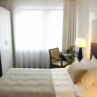 Elite Eden Park Hotel Rooms