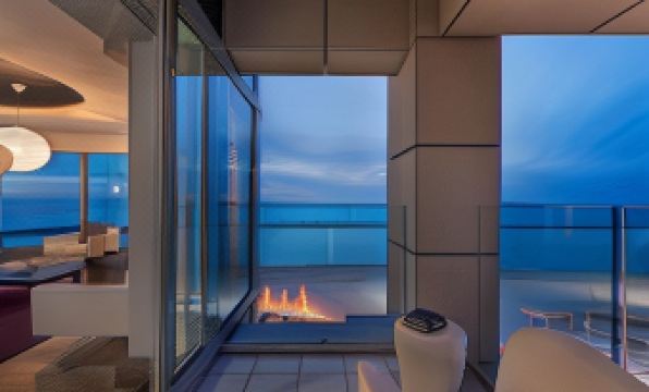 3. 로얄 비치 호텔..