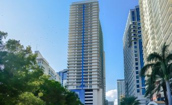 Great Condo at Brickell FreeParking Pool