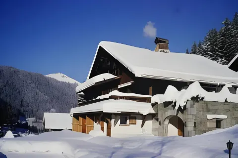 Les Chalets de la Serraz