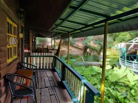 Sam's House Kanchanaburi Hotel di Kanchanaburi