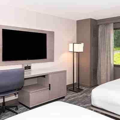 Pittsburgh Airport Marriott Rooms