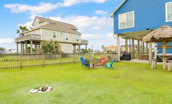 Classy Home with Backyard Oasis Hot Tub and 2 Shaded Decks