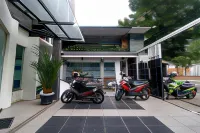 RedDoorz Near Kebon Jeruk Jakarta Hotel di Jakarta Barat