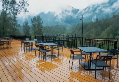 Manis Ae Cabin & Resto Bromo