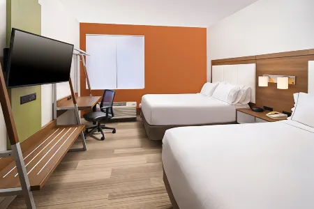 Holiday Inn Express & Suites San Antonio-Dtwn Market Area