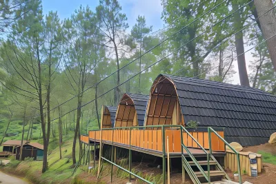 Bukit Senyum Residence Mitra RedDoorz Hotel di Rancabali
