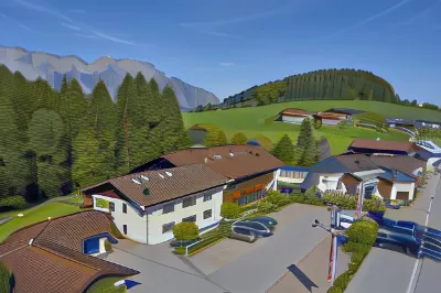 Hotel Neuhäusl Superior Hotels near Berghof