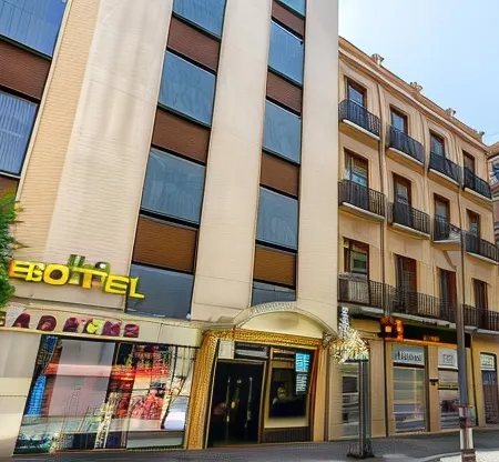 Hotel Sacromonte