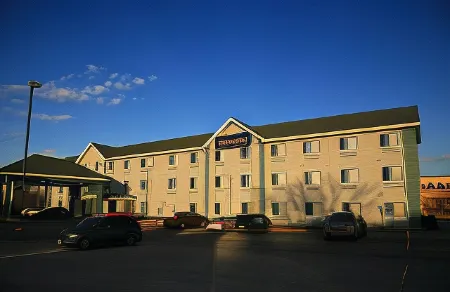 New Victorian Inn & Suites Lincoln