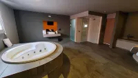 4Play Motel Hotels near OXXO PARQUE INDUSTRIAL