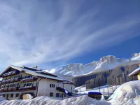 Hotel Comelico فنادق في Comelico Superiore