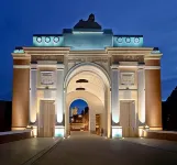 Albion Hotel Отели рядом со станцией Ieper Railway Station