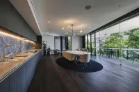 Kangaroo Point Apartments by Urban Rest