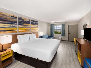 Days Inn & Suites by Wyndham Vicksburg