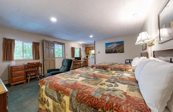 河濱小屋汽車旅館