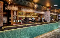 The Boathouse Inn & Riverside Rooms - Barer